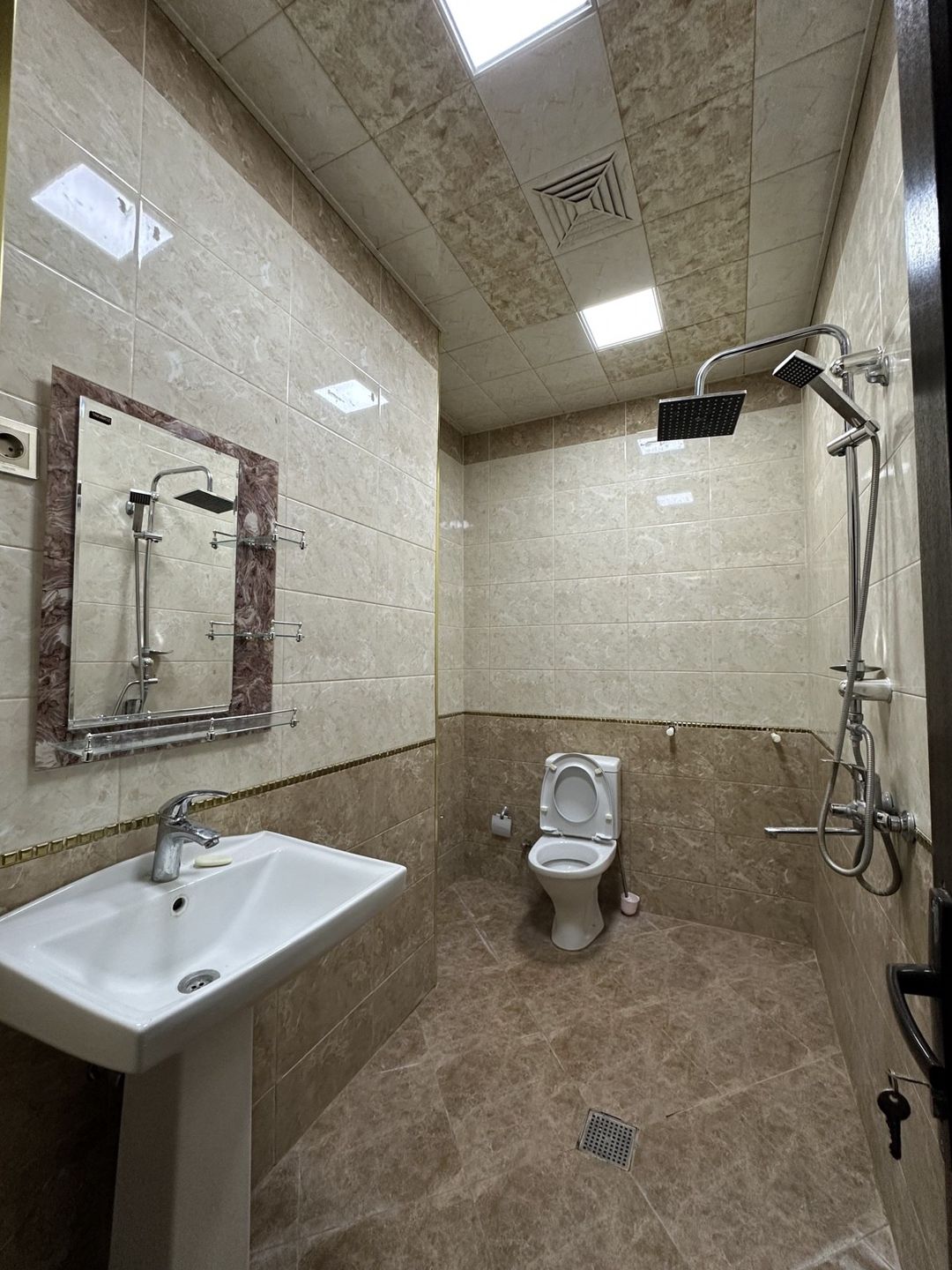 İcarəyə verilir 2 otaqlı yeni tikili 62 m² — Mənzil, Bakı (8)