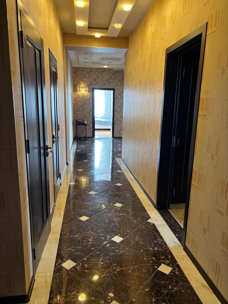 Satılır 3 otaqlı yeni tikili 133 m² — Mənzil, Bakı (9)