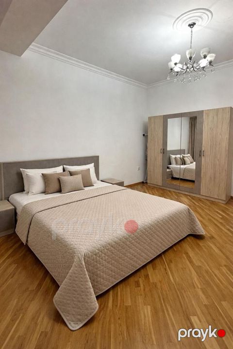 İcarəyə verilir 3 otaqlı yeni tikili 105 m²