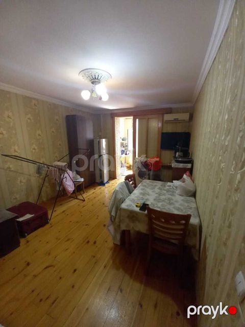 Satılır 2 otaqlı köhnə tikili 45 m² — Bakı