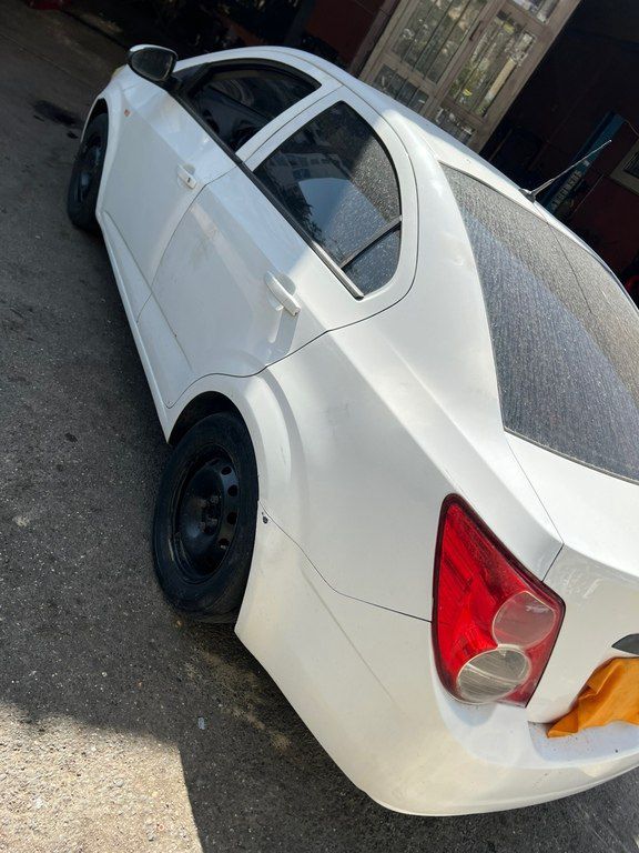 Chevrolet Aveo, 1.4 L, 2013 il, 250 000 km — Avtomobillər, Bakı (2)
