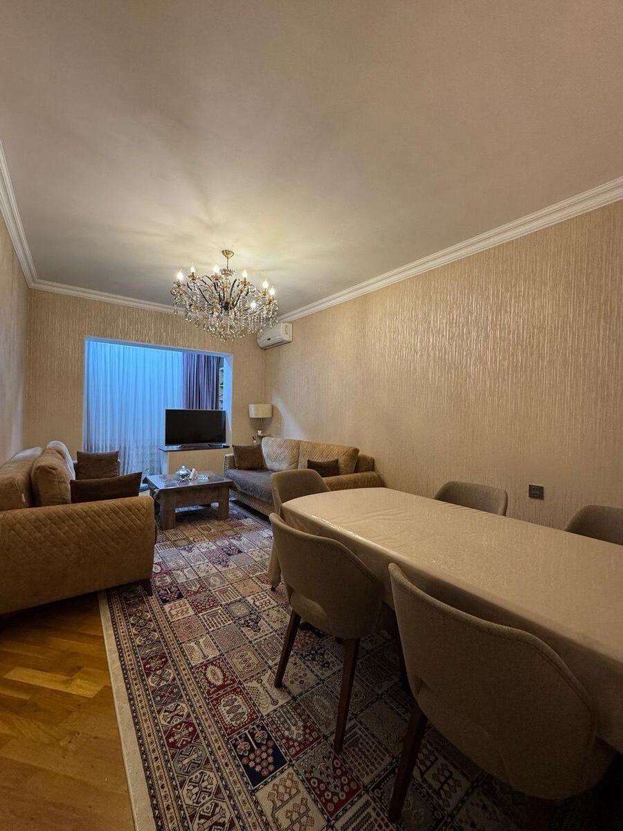 Satılır 3 otaqlı köhnə tikili 100 m² — Mənzil, Bakı (5)