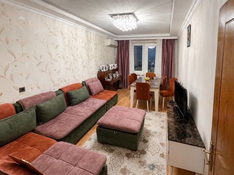 Satılır 5 otaqlı köhnə tikili 120 m² — Bakı