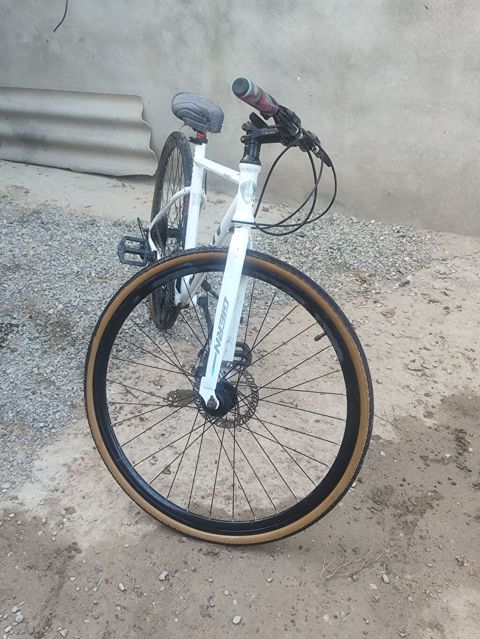İşlənmiş Şəhər velosipedi 28", sürətlərin sayı: 21, Ünvandan götürmə — Digah
