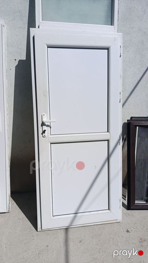 Ağ rəngli PVC qapı ölçüsü 192x88 - Material: PVC profilli ağ korpus