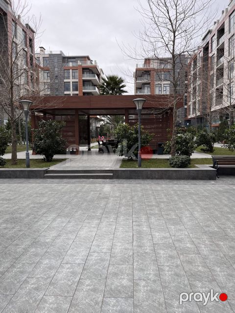 Satılır 2 otaqlı yeni tikili 84 m²