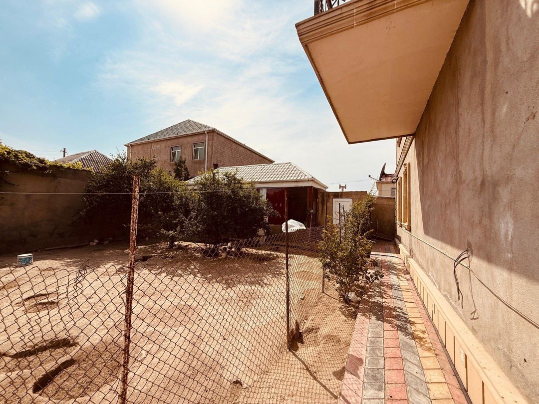 Satılır 6 otaqlı həyət evi/bağ evi 250 m² — Ev, villa, Bakı (6)