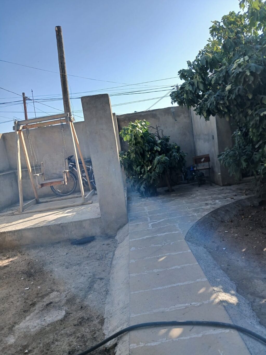 Razində Komsomol kruquna yaxın. kommunal qiymətin içində. otdenli — Ev, villa, Bakı (4)