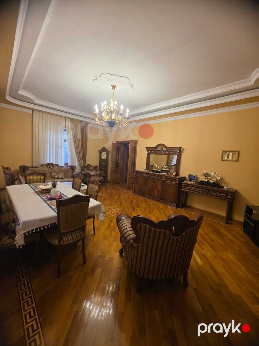 Satılır 6 otaqlı həyət evi/bağ evi 224 m² — Ev, villa, Bakı (8)