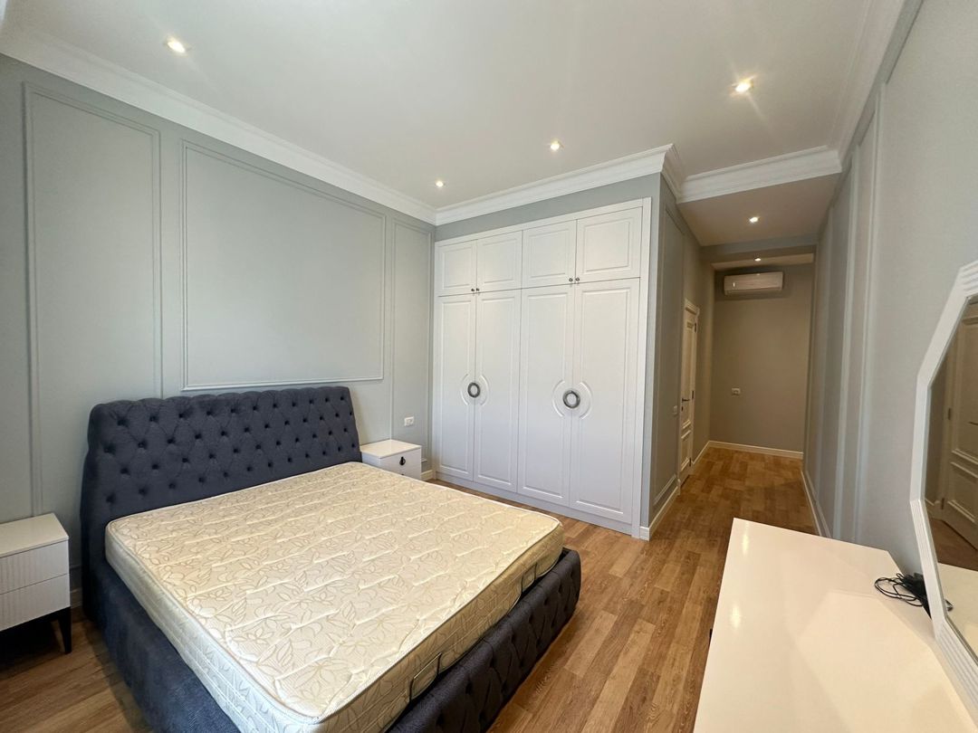 İcarəyə verilir 4 otaqlı yeni tikili 220 m² — Mənzil, Bakı (11)