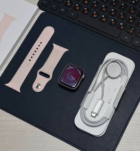 Apple Watch Series 9 Aluminum Pink 45mm — Bakı