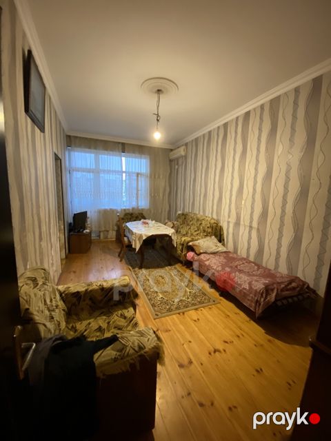 Satılır 2 otaqlı yeni tikili 50 m²