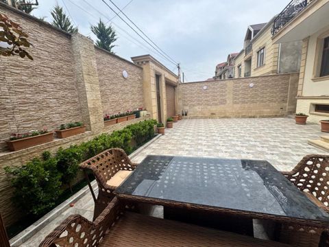 Satılır 7 otaqlı həyət evi/bağ evi 572 m² — Bakı