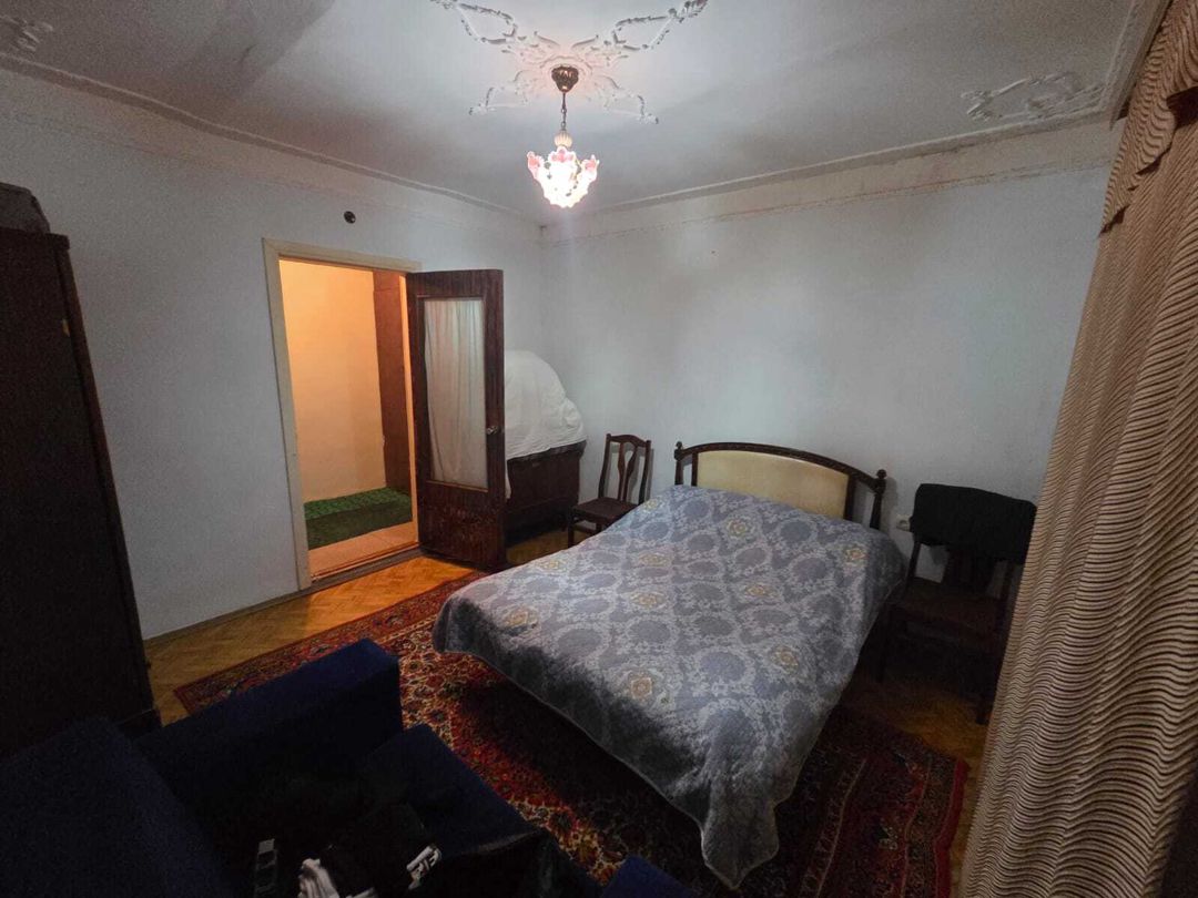 Satılır 2 otaqlı köhnə tikili 58 m² — Mənzil, Bakı