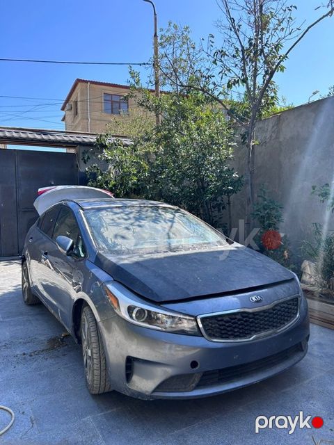 Kia Forte, 2.0 L, 2018 il, 102 000 km