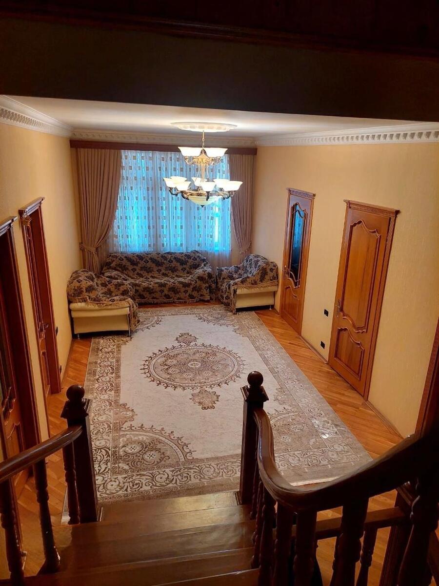 Satılır 6 otaqlı həyət evi/bağ evi 300 m² — Ev, villa, Bakı (7)