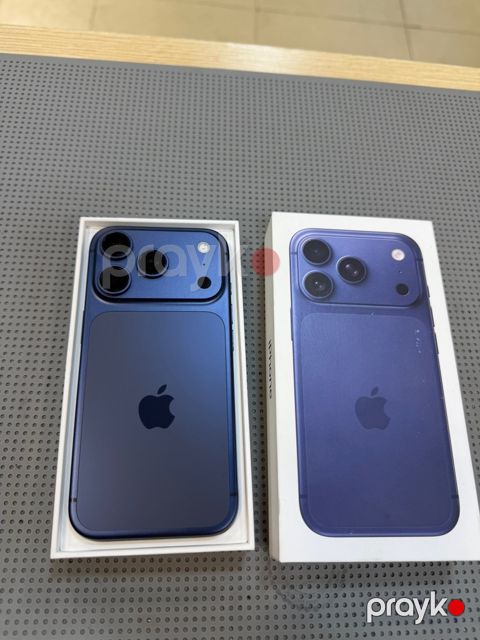 Apple iPhone 17 Pro Deep Blue 256GB/12GB