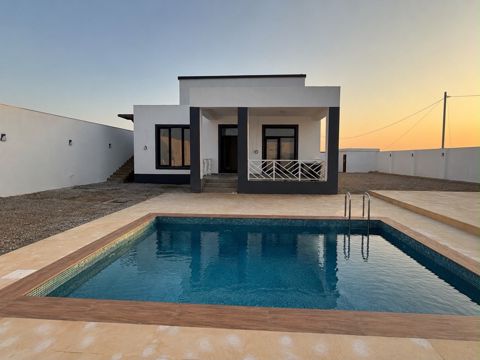 Satılır 4 otaqlı həyət evi/bağ evi 200 m² — Bakı