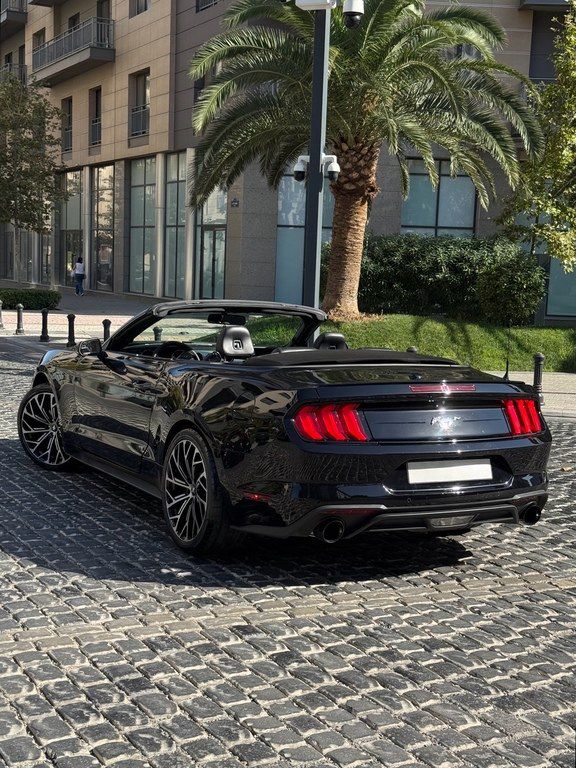 Ford Mustang, 2.3 L, 2019 il, 125 000 km — Avtomobillər, Bakı (9)