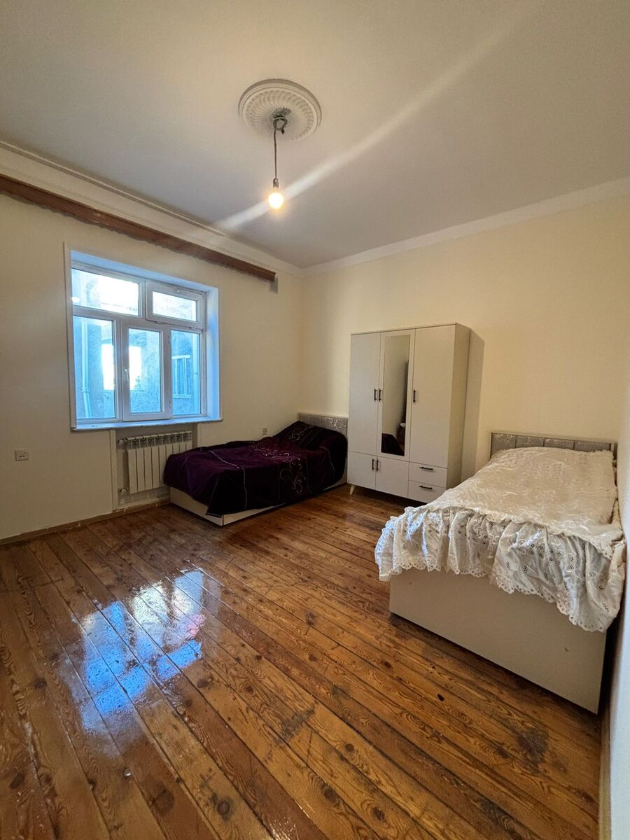 Satılır 5 otaqlı həyət evi/bağ evi 250 m² — Ev, villa, Bakı (6)