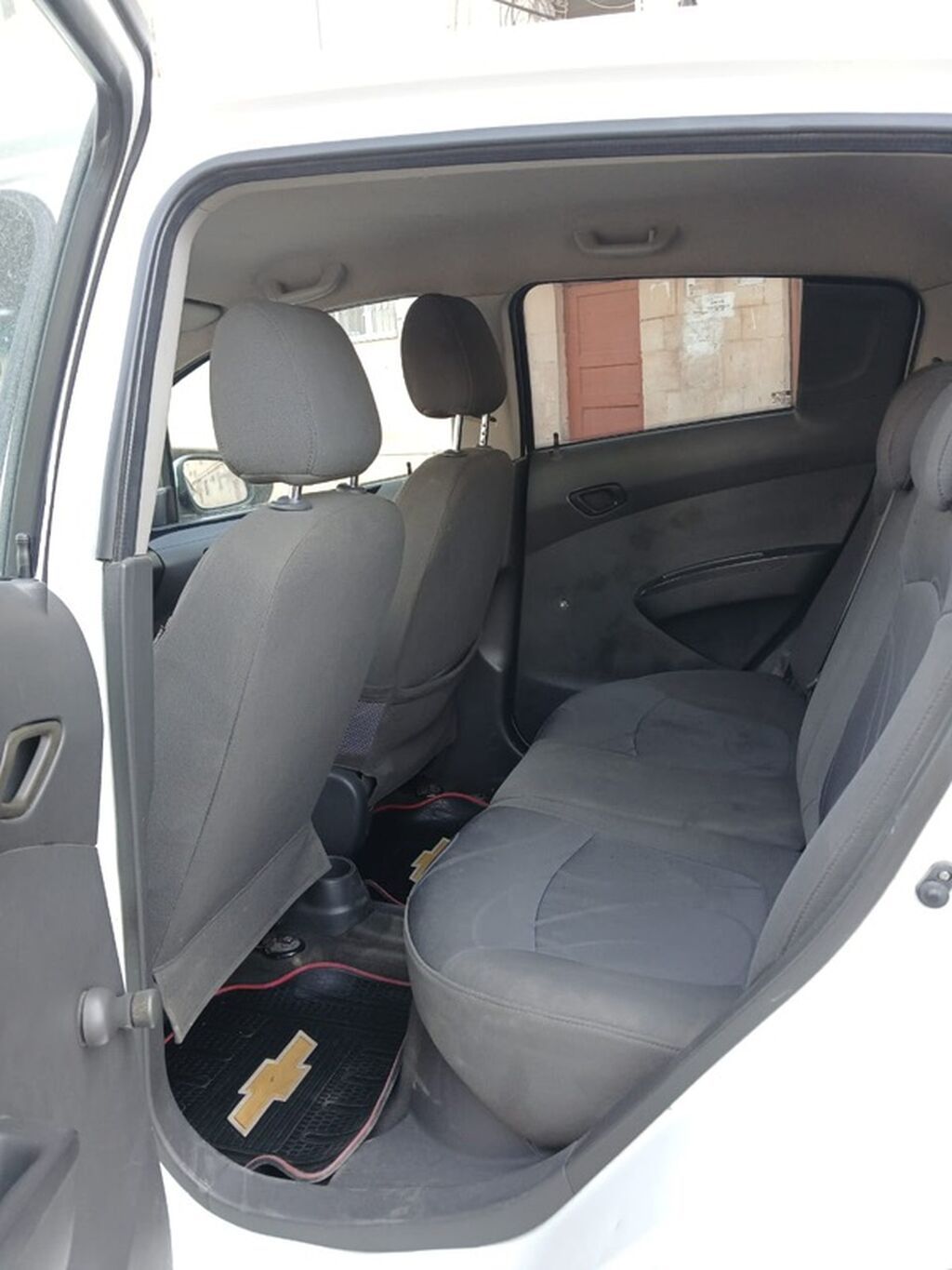 Chevrolet Spark, ağ rəng, 5 qapılı hetçbek İli 20141 mator ideL — Avtomobillər, Xırdalan (9)