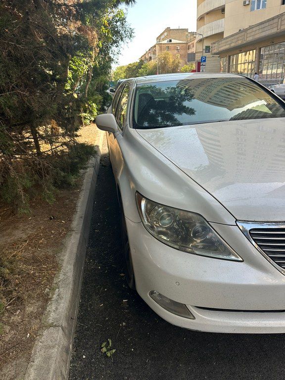 Lexus LS 460L, 4.6 L, 2009 il, 300 000 km — Avtomobillər, Bakı (5)