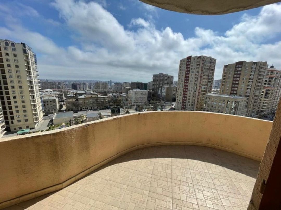 Satılır 4 otaqlı yeni tikili 221 m² — Mənzil, Bakı (3)