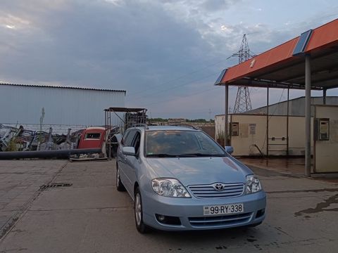 Toyota Corolla, 1.4 L, 2006 il, 250 000 km — Xaçmaz