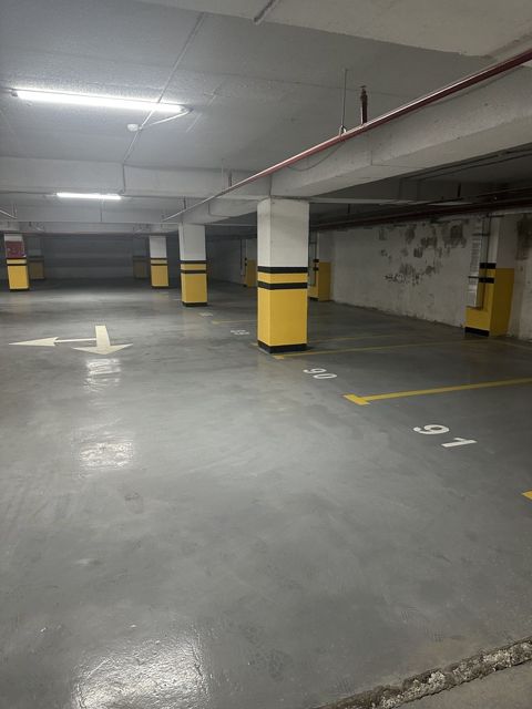 Satılır qaraj 24 m²
