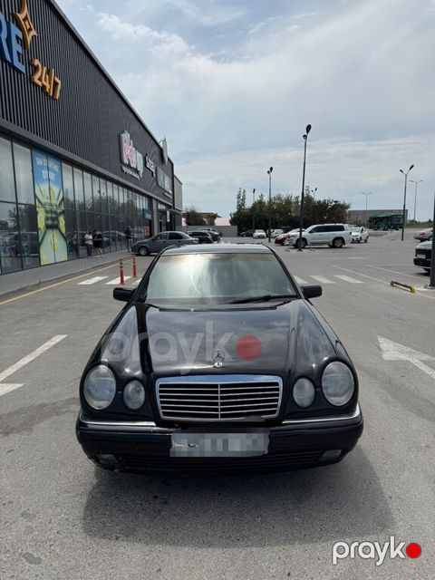 Mercedes E 300, 3.0 L, 1997 il, 495 658 km — Bakı