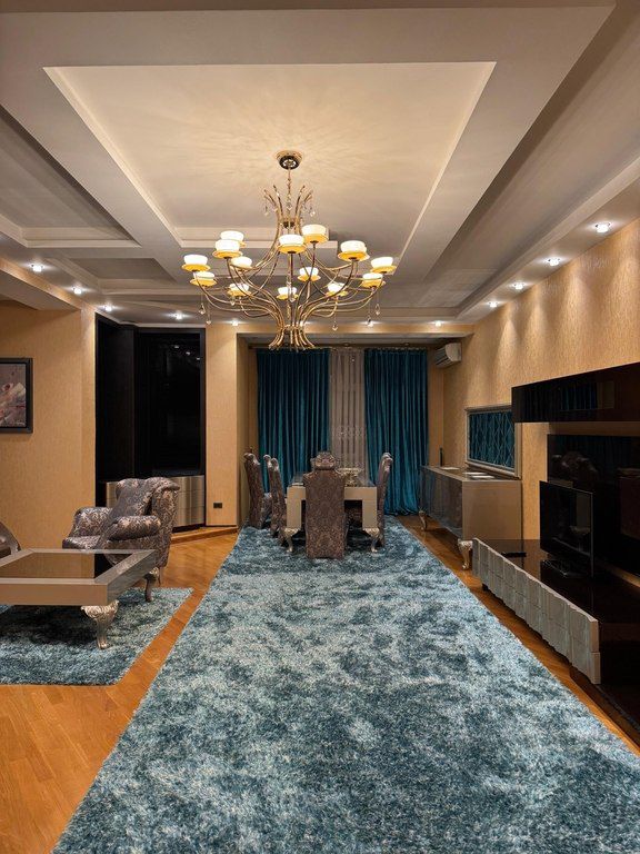 4-otaqlı yeni tikili kirayə verilir, 28 May m., 200 m² — Mənzil, Bakı (2)