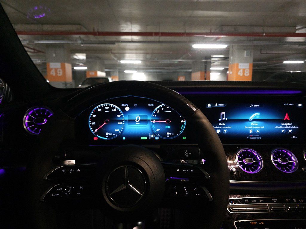 Mercedes E 300 e, 2.0 L, 13.5 kWh, 2021 il, 100 000 km — Avtomobillər, Bakı (10)