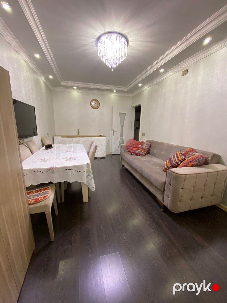 Satılır 5 otaqlı köhnə tikili 110 m² — Mənzil, Bakı (2)