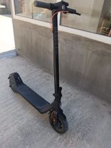 Xiomi 4 pro 2 nd gen scooter 550 azn satilir 1100 azn alinib — Avtomobil