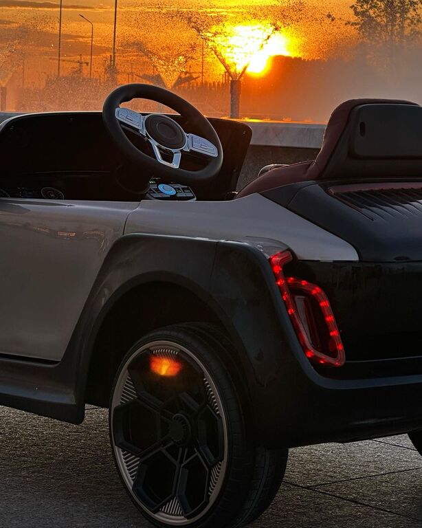Uşaq avtomobili "Rolls Royce" — Uşaq avtomobilləri, Bakı (8)