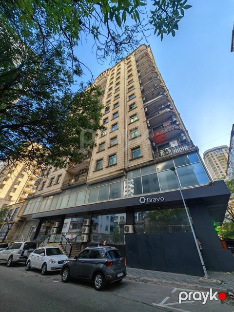 Satılır 3 otaqlı yeni tikili 134 m²