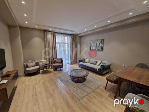 İcarəyə verilir 4 otaqlı yeni tikili 180 m²