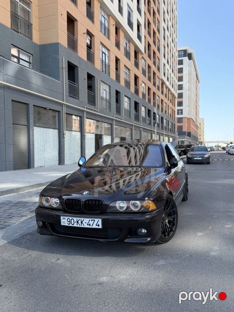 BMW 530, 3.0 L, 2003 il, 306 000 km