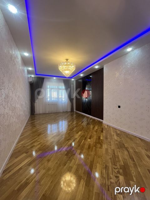 Satılır 3 otaqlı yeni tikili 115 m²