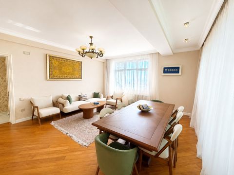 Satılır 3 otaqlı yeni tikili 140 m² — Bakı