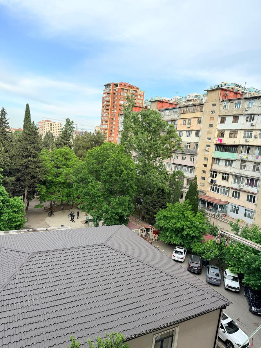 Satılır 3 otaqlı köhnə tikili 100 m² — Mənzil, Bakı (10)
