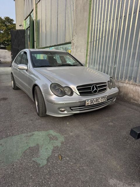 Mercedes C 240, 2.6 L, 2000 il, 300 000 km — Bakı