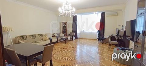 Satılır 4 otaqlı yeni tikili 202 m²