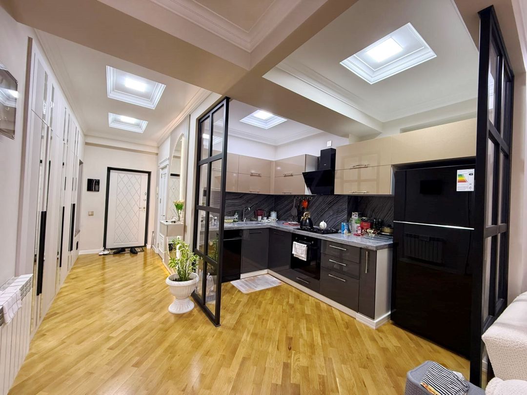 Satılır 2 otaqlı yeni tikili 80 m² — Mənzil, Bakı (4)