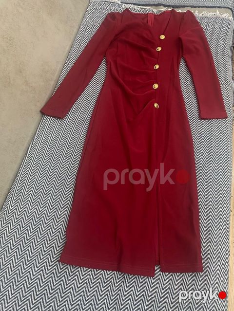Bordo rəngli zərif qadın donu - Model: Uzunqol, midi uzunluq — Bakı