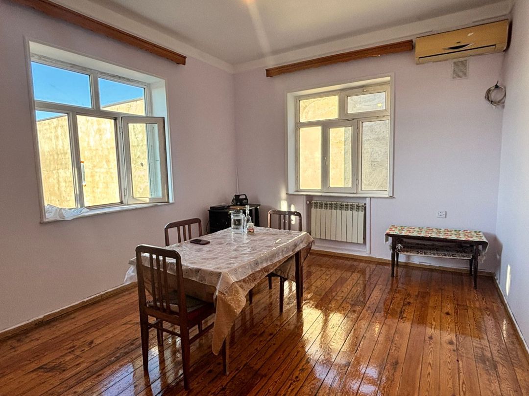 Satılır 5 otaqlı həyət evi/bağ evi 250 m² — Ev, villa, Bakı (3)