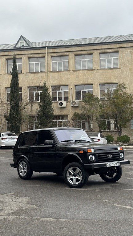 Lada (VAZ) Niva, 1.7 L, 2023 il, 24 000 km — Avtomobillər, Bakı (3)