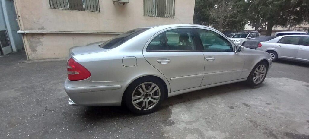 Mercedes E 240, 2.6 L, 2002 il, 310 000 km — Avtomobillər, Bakı (6)