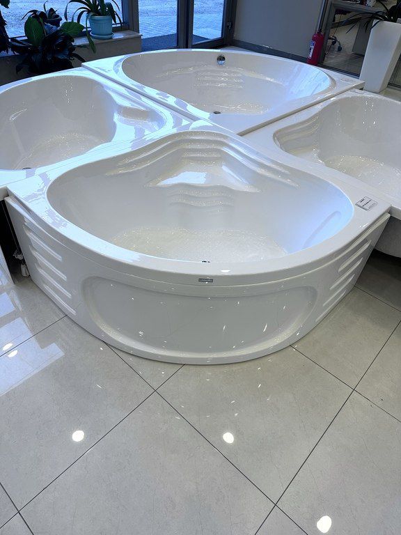 Oval akrilik vanna — Təmir və inşaat, Bakı (2)