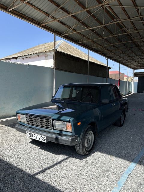 Lada (VAZ) 2107, 1.6 L, 2003 il, 322 222 km — Şirvan